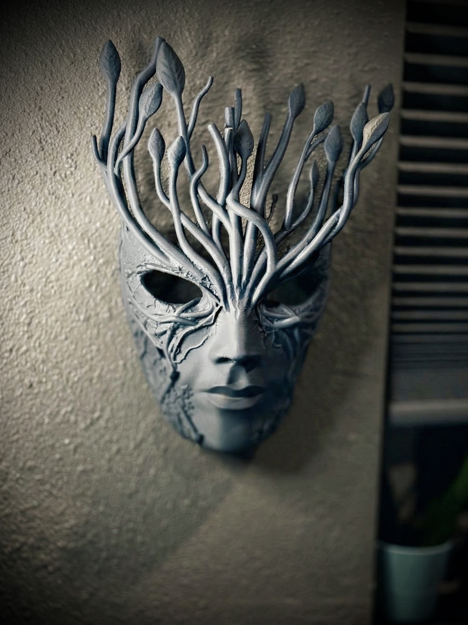 The dryad's embrace mask